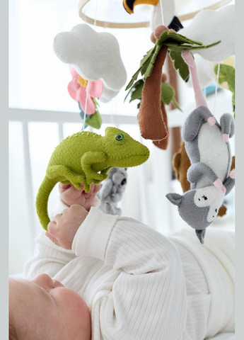 Дитячий мобіль на ліжечко для немовлят WoollyFox "Джунглі" No Brand (342758026)