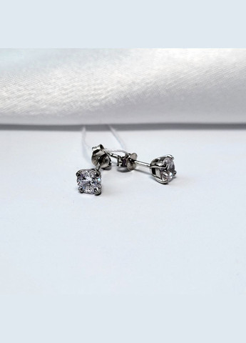 Сережки гвоздики на фиксаторах с Белым камнем 5 мм серебро 925 пробы покрыто родием 070 1.17г No Brand (306743377)