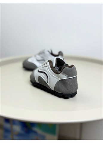 Сірі всесезонні кросівки дитячі сірі 1594 No Brand