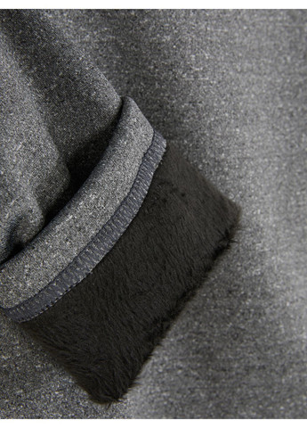 Темно-серый лонгслив Primark