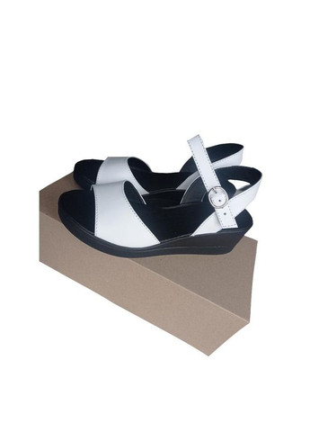 Белые босоножки женские кожаные Mermaid с ремешком