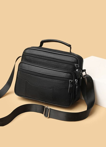 Чоловіча сумка-барсетка з ручкою шкіряна з ременем через плече чорна BX-14440B Bexhill (338373024)