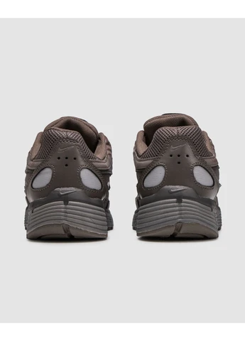 Цветные демисезонные кроссовки мужские nike p-6000 cave stone / metallic silver найк п-6000 No Brand