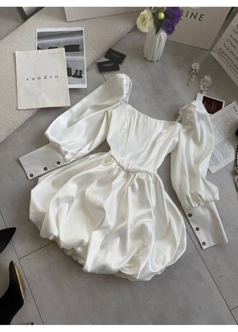 Молочное праздничный корсетное платье с пышной юбкой из королевского атласа — замеры в описании с пышной юбкой DK/DL Мода без кордонів однотонное