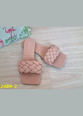 Шльопанці на низькому підборі плетені коса кіски рожеві (25,5 см) sp-2489-2 No Brand (289728569)