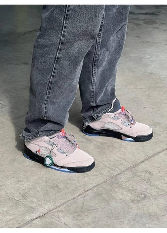 Бежевые демисезонные кроссовки мужские nike air jordan retro 5 low psj beige найк аир джордан бежевые No Brand