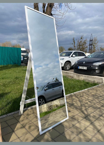 Дзеркало підлогове в тонкій рамі білого кольору на ніжці 150 х 80 см No Brand (333823535)