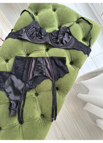 Черный демисезонный утонченный комплект белья из мягкого кружева Vakko