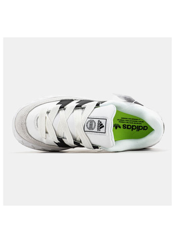 Світло-сірі осінні кросівки жіночі adidas Adimatic