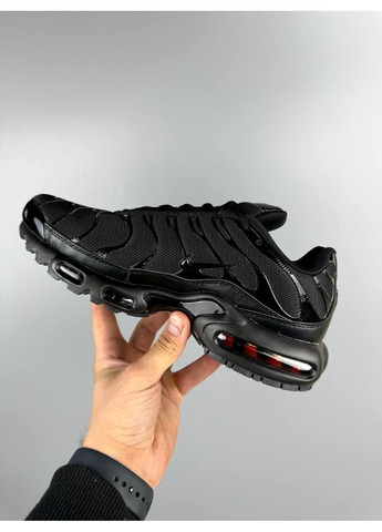 Білі Осінні кросівки чоловічі nike air max plus triple black 604133-050 No Brand