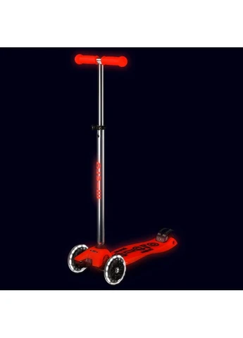 Самокат серии "Maxi Deluxe Glow LED" – КРАСНАЯ АУРА (до 50 кг, 3-х колесный, свет) Micro (382677829)