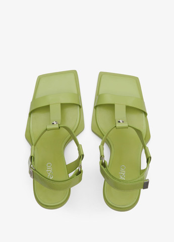 Зеленые босоножки, цвет зеленый Estro