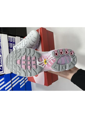 КРОССОВКИ ЖЕНСКИЕ NIKE TN PLUS WHITE GREY PINK НАЙК ТН АИР МАКС ПЛЮС БЕЛЫЕ No Brand белые демисезоны (392021165)