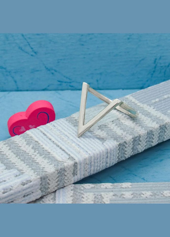 Срібна каблучка "V - образна" 19 No Brand (350667262)