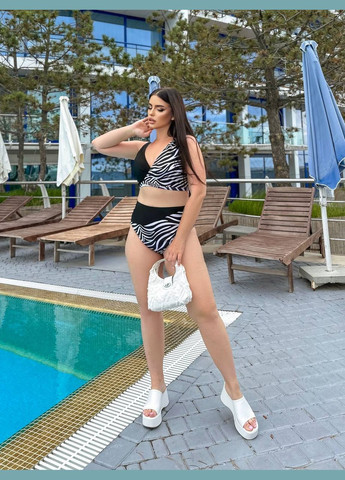 Чорно-білий літній стильний купальник роздільний No Brand