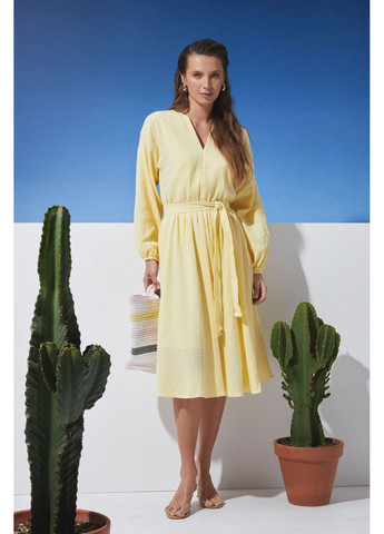 Жовтий сукня 2283.6371 Seventeen