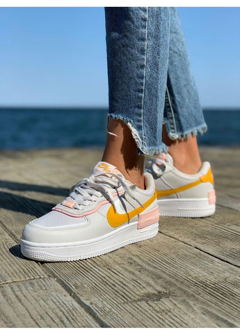 КРОСІВКИ ЖІНОЧІ NIKE AIR FORCE 1 SHADOW WHITE GREY ORANGE НАЙК АІР ФОРС 1 ПРЕМІУМ No Brand сірі демісезони (367176797)