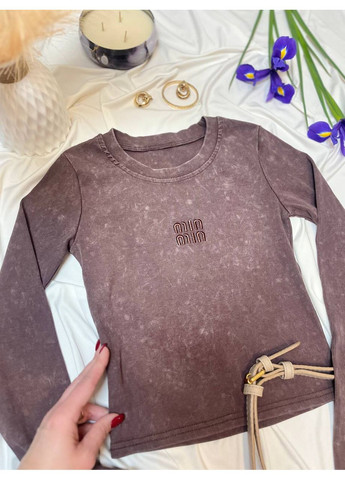 Жіночий лонгслів в рубчик з ефектом потертості MonCher (355340151)