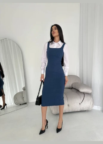 Светло-синее сарафан + рубашка. No Brand