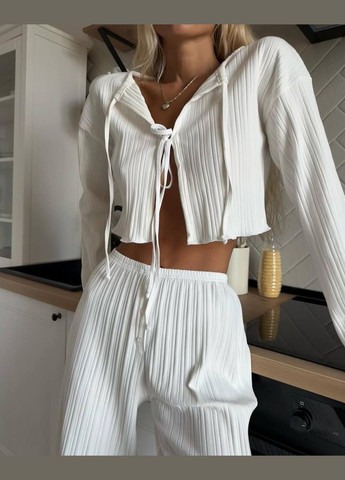 Жіночий костюм Україна (332313660)