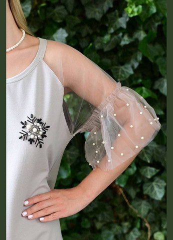 Пудровое платье Sonesta