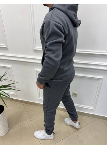 Графитовый демисезонный мужской костюм Garna