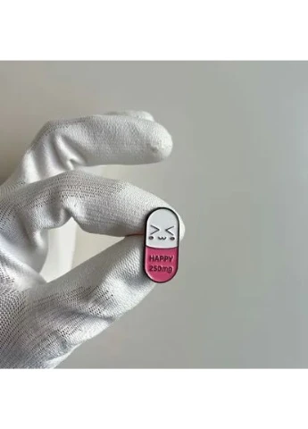 Пин "Пилюля Счастья" No Brand (385322769)