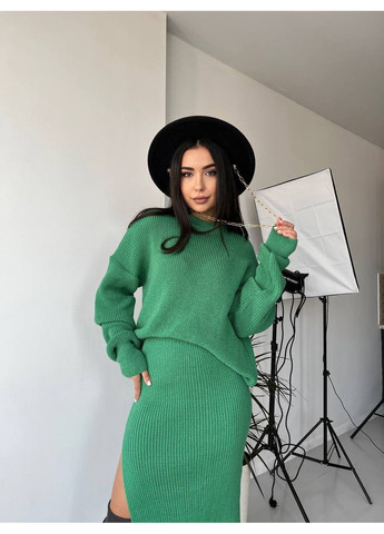 В’язаний жіночий костюм (светр + спідниця міді) No Brand (378371893)