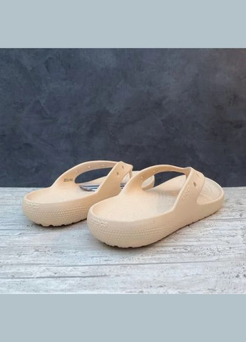 Бежевые повседневные, пляжные женские шлепанцы flip v2 bone Crocs