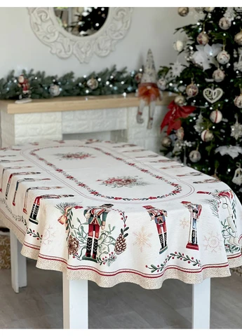 Скатертина гобеленова овальна CASCANUECES OVAL, 137х240, Овальна, Новорічний, З мікрофіброю + срібним люрексом, 65% поліестер, LiMaSo (390488156)