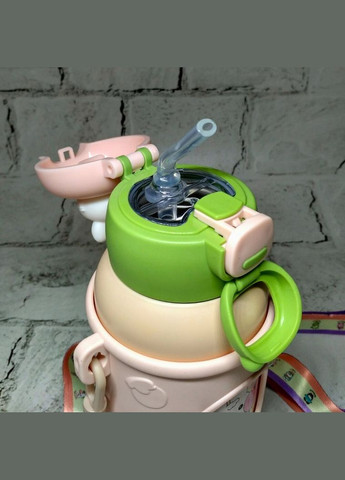 Термос детский питьевой с трубочкой и ремешком в чехле Зайчик 500 мл 18х8 см Розовый No Brand (325428555)