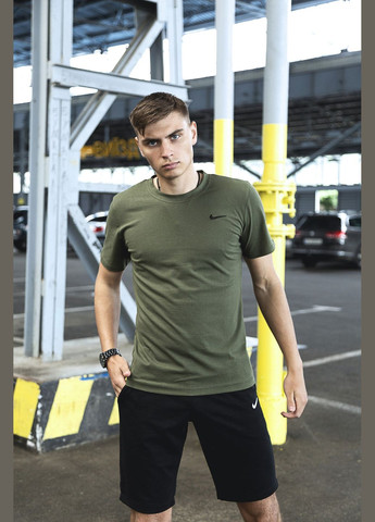 Хаки (оливковая) базовая футболка с лого⚡️ Luna