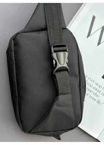 Молодіжна сумка бананка на пояс або через плече з чоловічками No Brand (350613403)