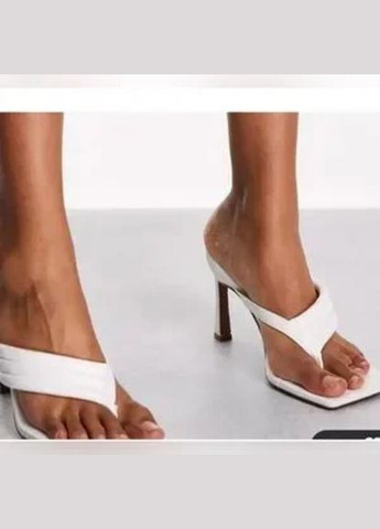 Шльопанці-в'єтнамки Asos herring padded toe thong heeled sandals (290842770)