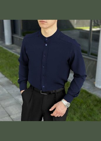 Чоловіча однотонна сорочка з довгим рукавом темно-синя No Brand (341306105)