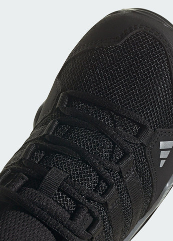 Чорні всесезонні кросівки для хайкінгу terrex ax2r adidas
