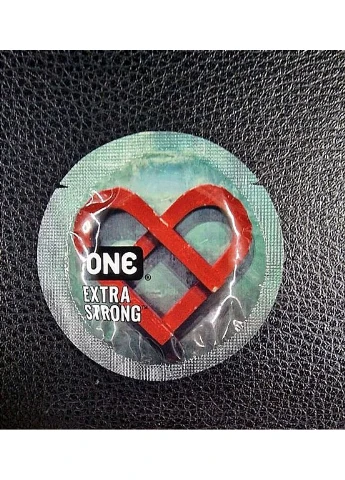Набір презервативів Extra Strong із потовщеними стінками (ціна за 5 шт.) One (398335457)