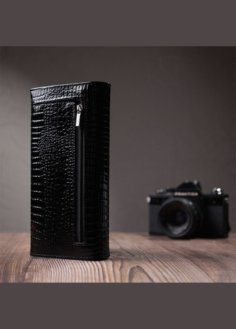 Жіночий гаманець лакований з фактурою під рептилію з натуральної шкіри 22718 Чорний st leather (298570762)