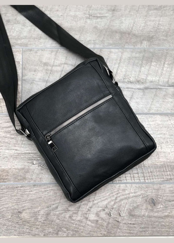 Чоловіча сумка чорна натуральна шкіра 302001 No Brand (303925033)