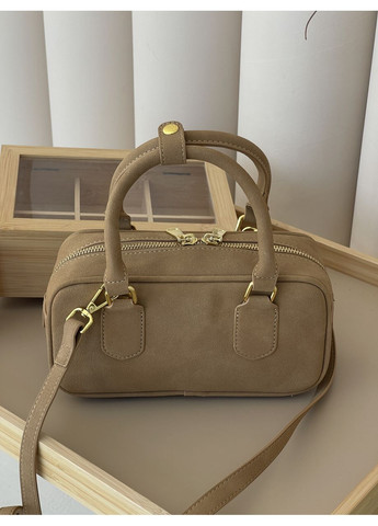 Сумка жіноча Arcadie Matelassé світло-коричневий крос боді No Brand (369935631)