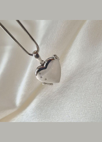 Срібна підвіска Медальйон Серце Срібло 925 проби Родоване 3885р 4.29г No Brand (341329755)