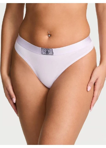 Трусики-стринги жіночі бавовняні Logo Cotton Thong Panty бузкові Victoria's Secret (385669275)