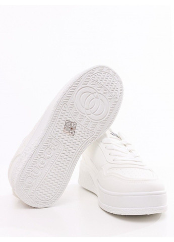 Кроссовки женские STREAM белые (351224856)