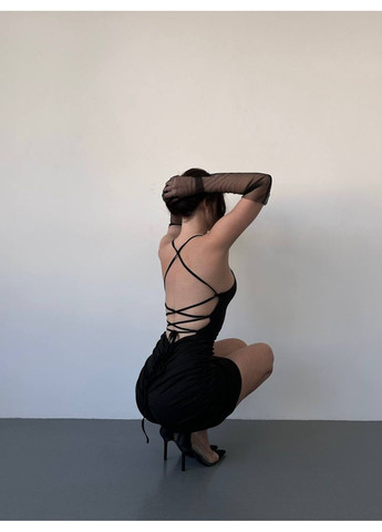 Черное праздничный платье Vione однотонное