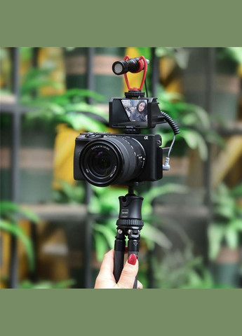 Флипекран для селфи Selfies Mirrorless Camera Flip Screen with 3 Cold Shoe Mounts (R031) (UV-1823) Ulanzi (303337792)