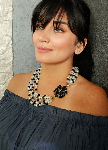 Колье di classe з перлів із чорною квіткою (336803706)