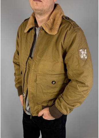 Бежева чоловіча тепла куртка бомбер авіатік з хутром та резинками бежева mk20129 No Brand