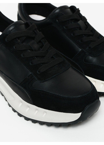 Черные демисезонные женские кроссовки 1100121 Buts