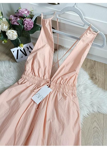 Персикова нейлонова сукня міді з відкритою спиною Zara