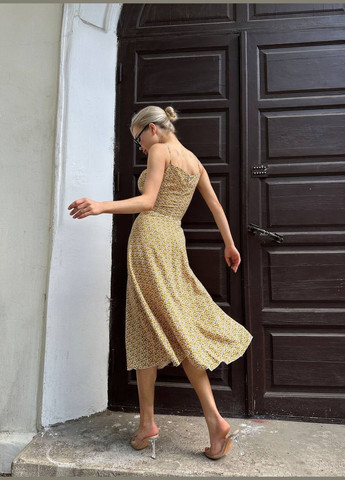 Светло-коричневое спортивное, повседневный, праздничный легкое женское платье штапель с открытыми плечами SAVOY BRAND